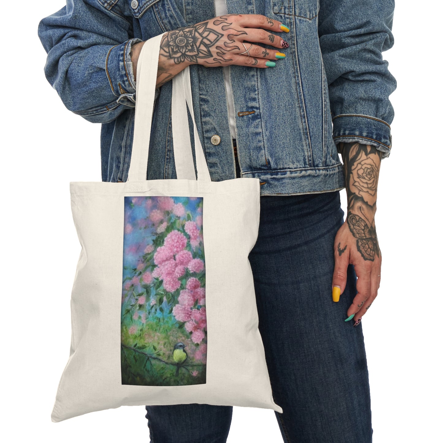 Yellow bird on Hydrangeas – Tote Bag